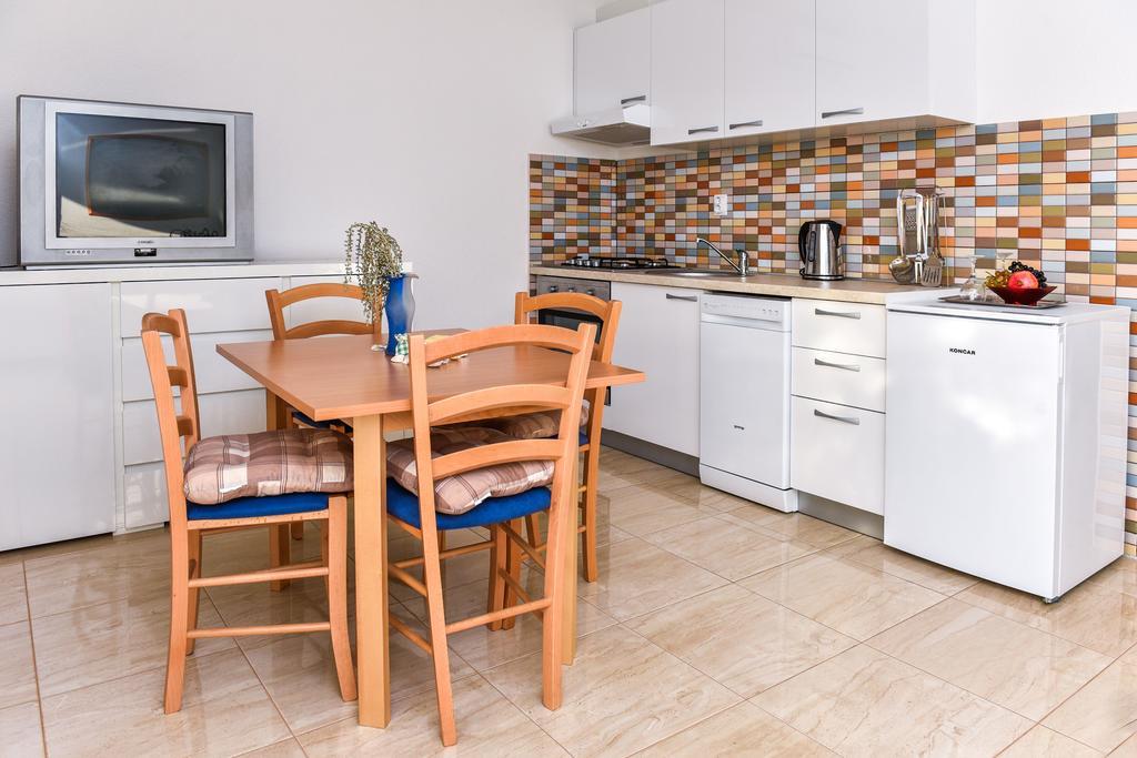 Apartments Purkovic Vodice Luaran gambar
